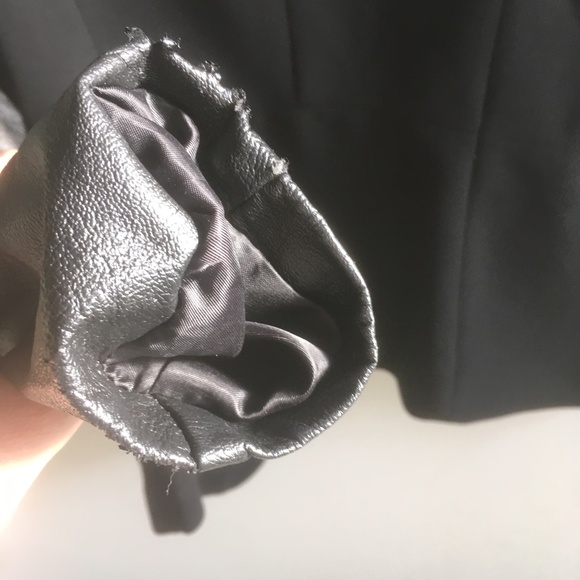 2 for 25 💥 H&M Black Blazer Jacket / Cardigan w/ Faux Leather / Cuir details 10 - Picture 4 of 6